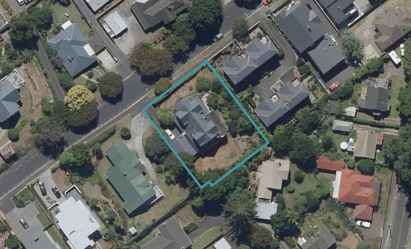 5 Radnor Street, Hamilton Central, Hamilton - Carousel 1