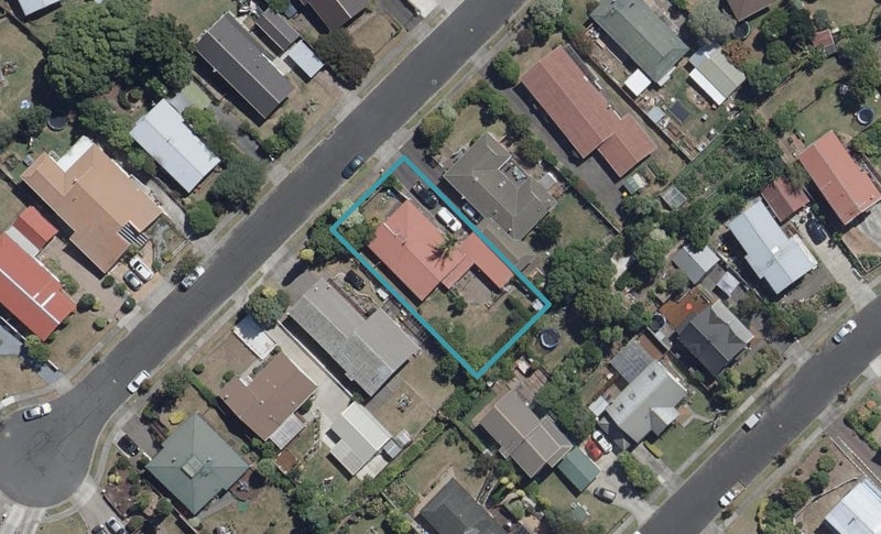 21 Velma Crescent, Nawton, Hamilton - Carousel 1