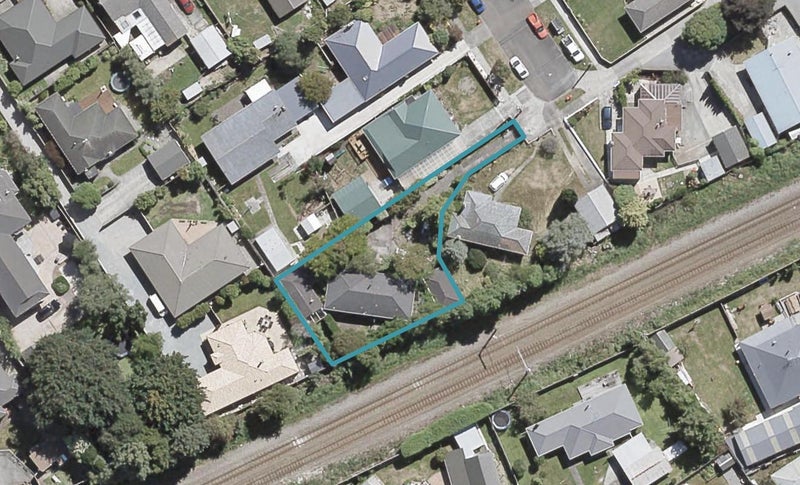 8A Hood Avenue, Heretaunga, Upper Hutt - Carousel 1