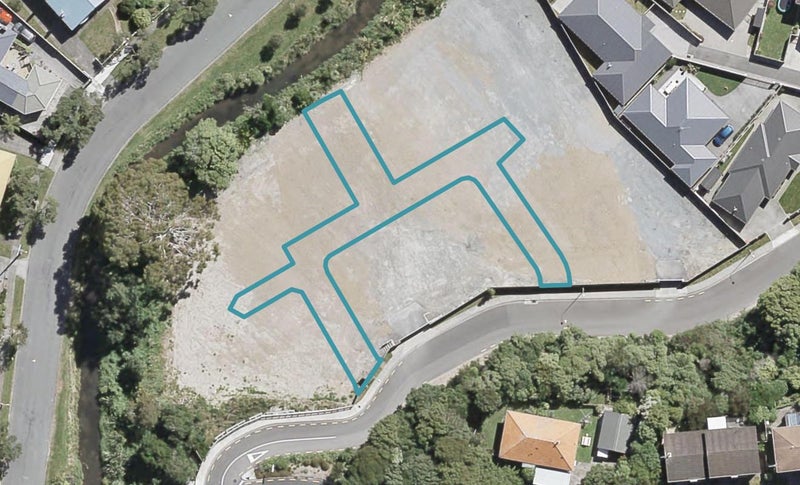 21 Glen Evans Crescent, Fairfield, Lower Hutt - Carousel 1