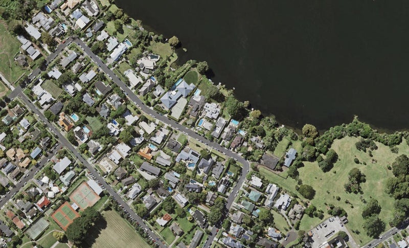 1/17 LAKE VIEW RD, Takapuna, Auckland - Carousel 1
