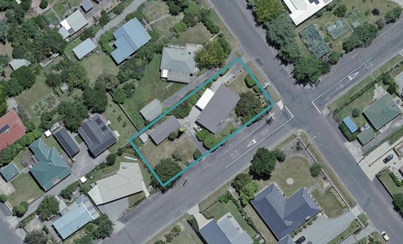 68 Venice Street, Martinborough - Carousel 1