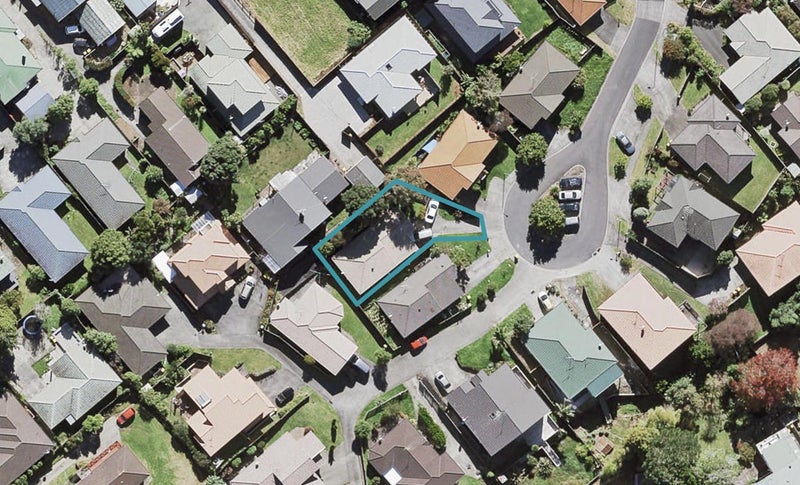 9 Copplestone Place, New Lynn, Auckland - Carousel 1