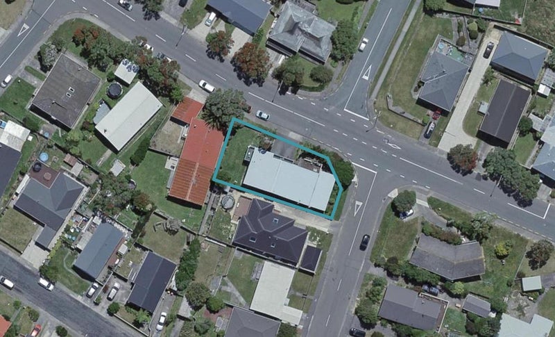 55 Stewart Drive, Newlands, Wellington - Carousel 1