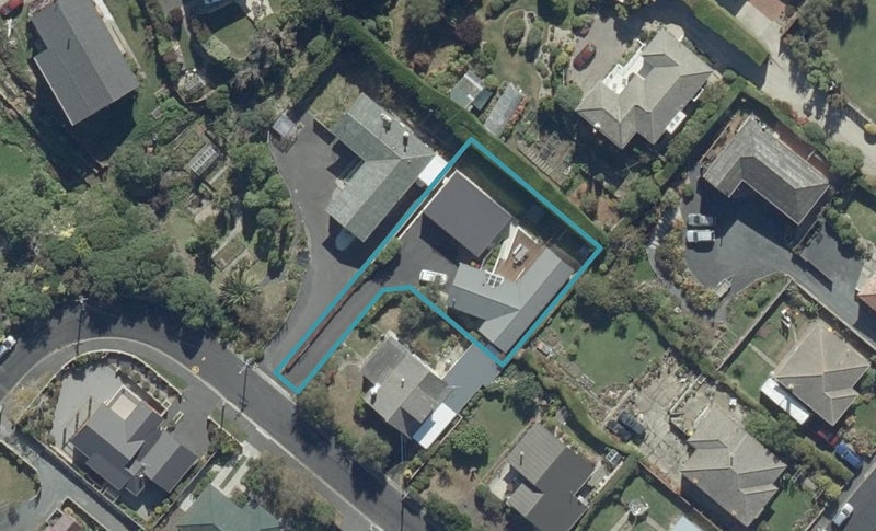 24 Mannering Street, Waverley, Dunedin - Carousel 1