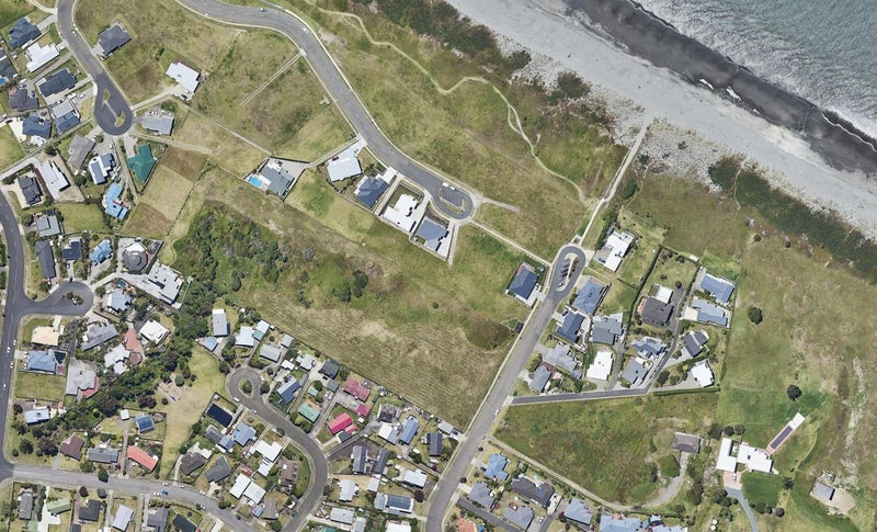 56 Pacific Parade, Coastlands, Whakatāne - Carousel 1