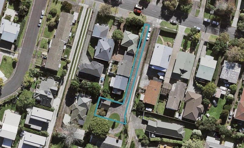 1/13A Clarke Road, Onehunga, Auckland - Carousel 1