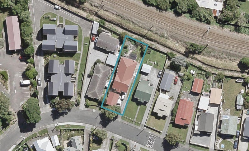 75 Randwick Crescent, Moera, Lower Hutt - Carousel 1