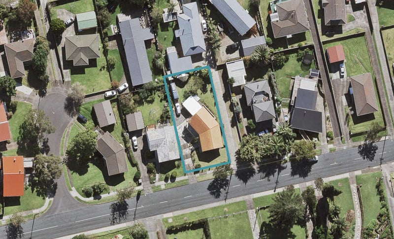 86 Taylor Road, Mangere Bridge, Auckland - Carousel 1