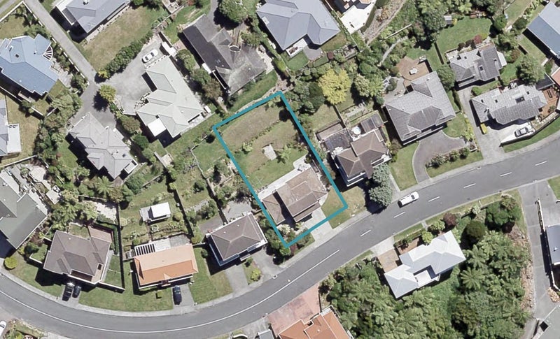 60 Redvers Drive, Belmont, Lower Hutt - Carousel 1