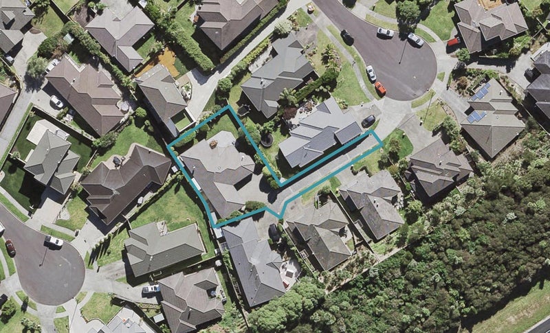 19 Henry Partington Place, Greenhithe, Auckland - Carousel 1