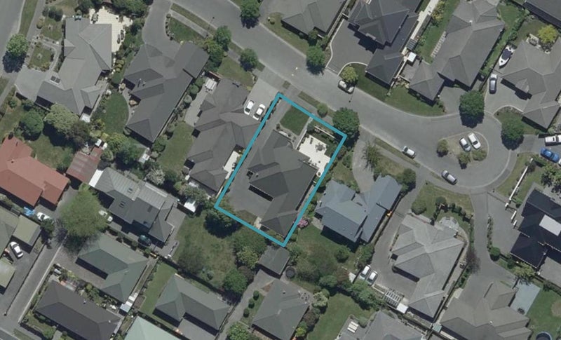 8 Ballybrack Place, Casebrook, Christchurch - Carousel 1