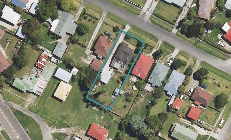 11 Oman Street, Kaiti, Gisborne - Carousel 1
