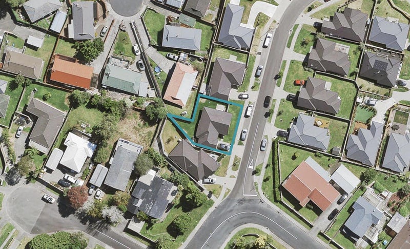 4 Anna Lane, Glen Eden, Auckland - Carousel 1