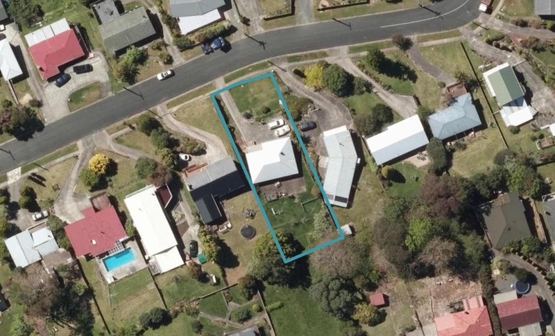 41 Raewyn Street, Morningside, Whangarei - Carousel 1