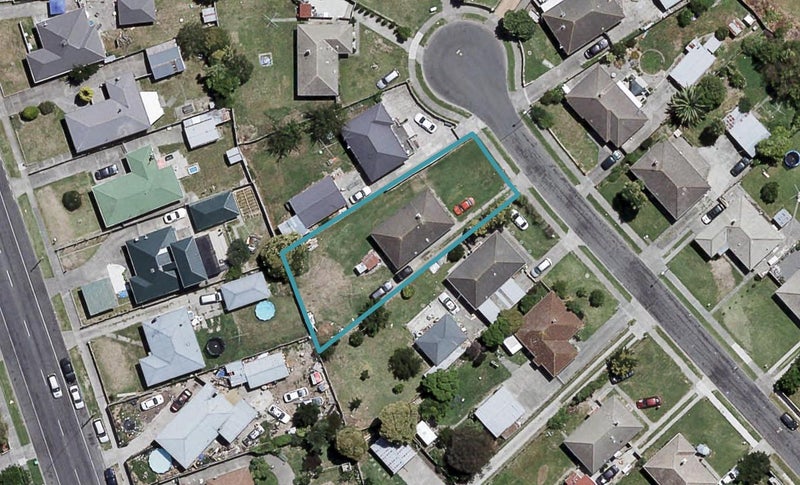 11 Maxwell Place, Maraenui, Napier - Carousel 1