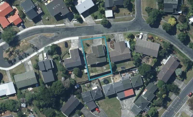 7 Cannon Lane, Whitby, Porirua - Carousel 1