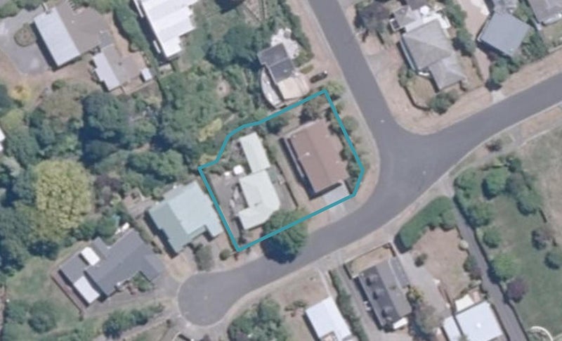2/6 Birch Street, Hilltop, Taupō - Carousel 1