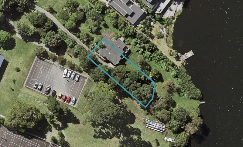 24 Macbeth Court, Milford, Auckland - Carousel 1