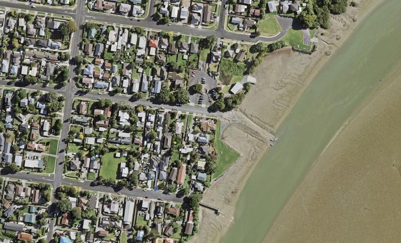 1/21 Hazards Road, Weymouth, Auckland - Carousel 1