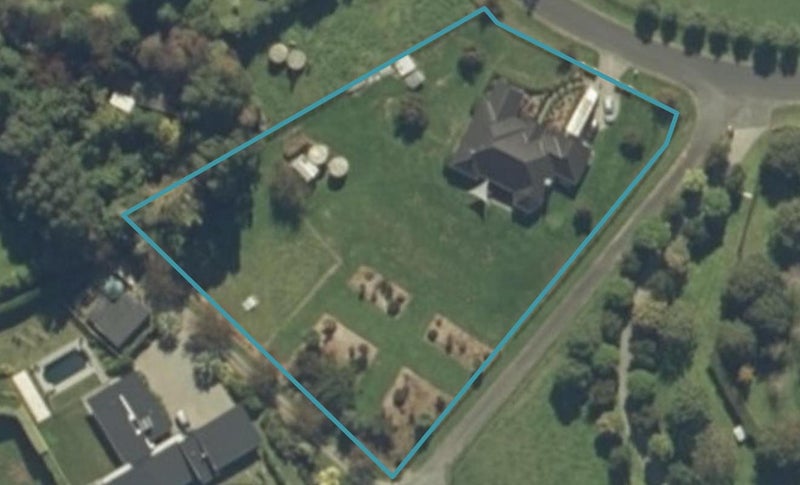 8 Awanui Avenue, Kihikihi, Te Awamutu - Carousel 1
