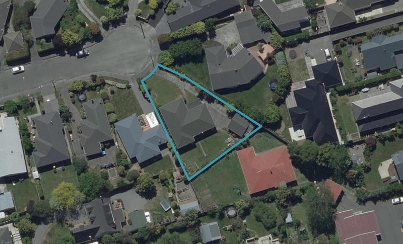 15 Verran Place, Fendalton, Christchurch - Carousel 1