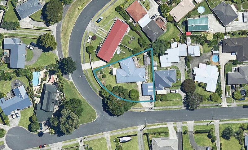 17 Lynwood Place, Brookfield, Tauranga - Carousel 1