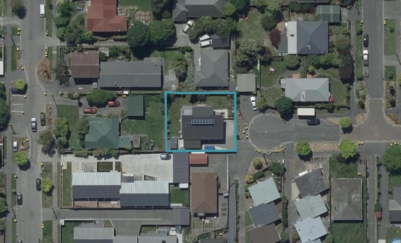 1 Hendon Street, Edgeware, Christchurch - Carousel 1