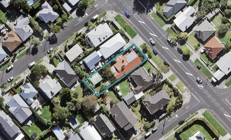 112 Garnet Road, Westmere, Auckland - Carousel 1