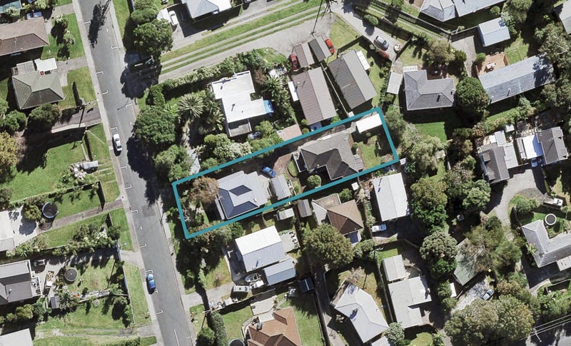 2/83 Lancaster Road, Beach Haven, Auckland - Carousel 1