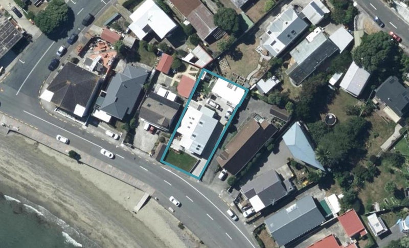 46 Moana Road, Plimmerton, Porirua - Carousel 1