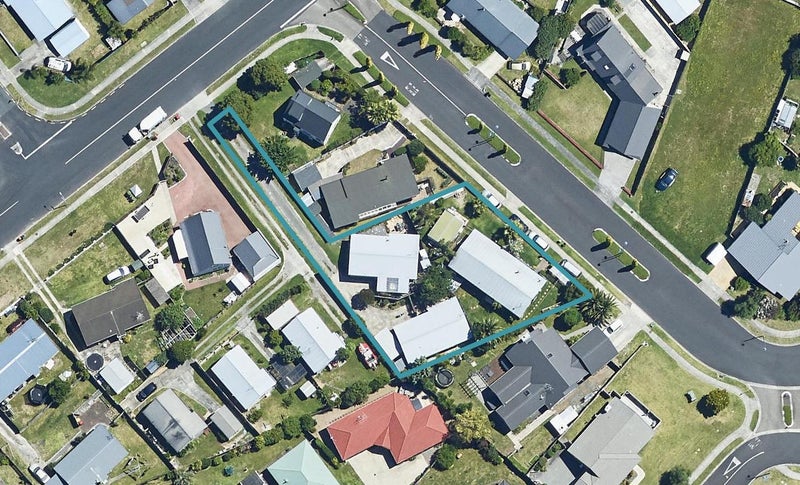 6 Katerini Grove, Papamoa Beach, Papamoa - Carousel 1