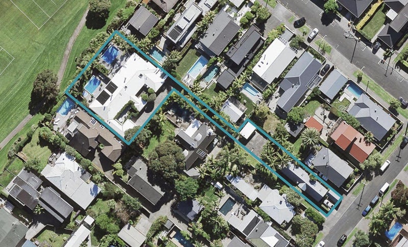 3/36 Edgars Road, Westmere, Auckland - Carousel 1