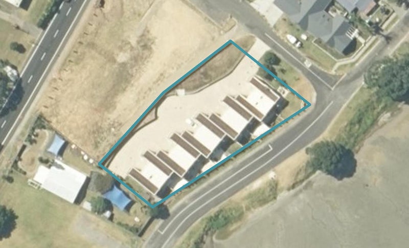 3/12 Grey Avenue, Tairua, Tairua - Carousel 1