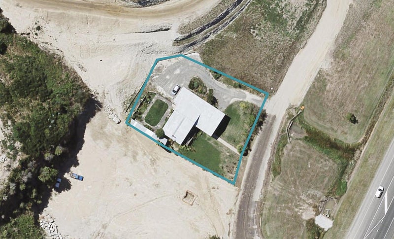 69 Oak Road, Poraiti, Napier - Carousel 1