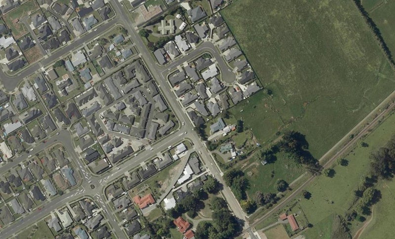 66 James Line, Kelvin Grove, Palmerston North - Carousel 1