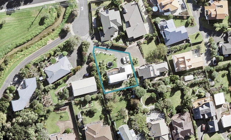 5 Glanville Close, Stanmore Bay, Whangaparaoa - Carousel 1