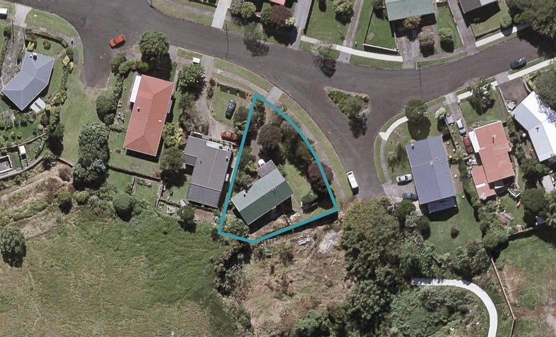 38 Whakawhiti Street, Marfell, New Plymouth - Carousel 1