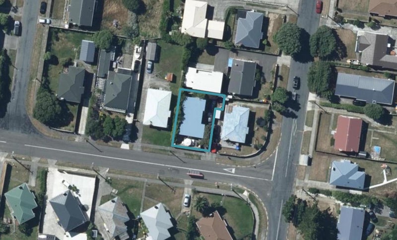 2 Te Puke Street, Titahi Bay, Porirua - Carousel 1