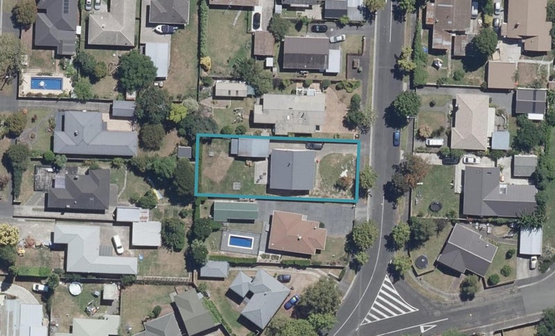 37 Gillies Avenue, Claudelands, Hamilton - Carousel 1