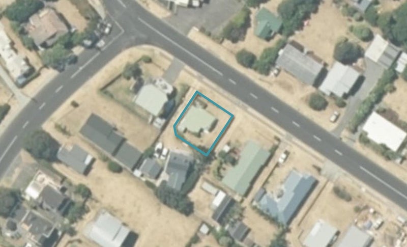 603 Ocean Road, Whangamatā - Carousel 1