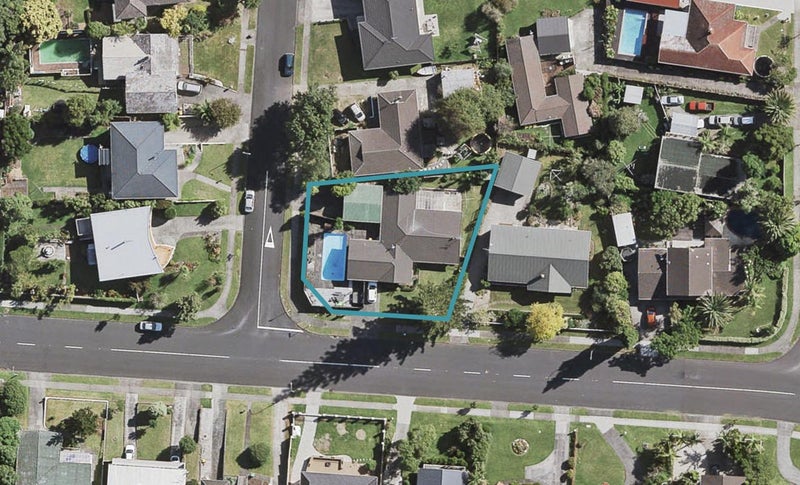 84 Grande Vue Road, Hillpark, Auckland - Carousel 1