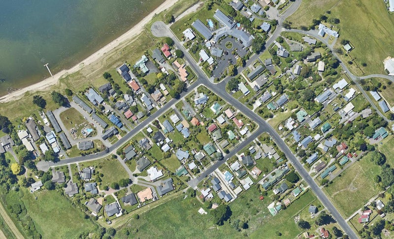 4B Holden Avenue, Holdens Bay, Rotorua - Carousel 1