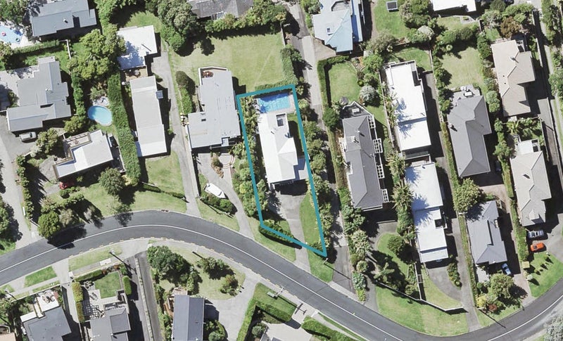 35 Park Rise, Campbells Bay, Auckland - Carousel 1