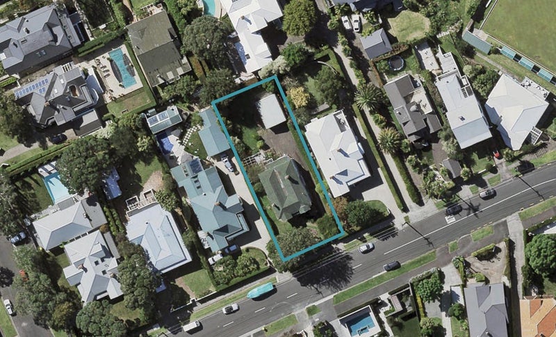 32 Stanley Point Road, Stanley Point, Auckland - Carousel 1