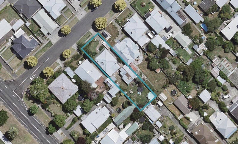 9 Thistle Street, Napier South, Napier - Carousel 1