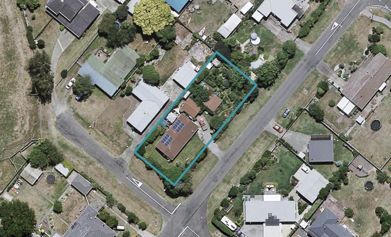 4 Sheehan Street, Bay View, Napier - Carousel 1
