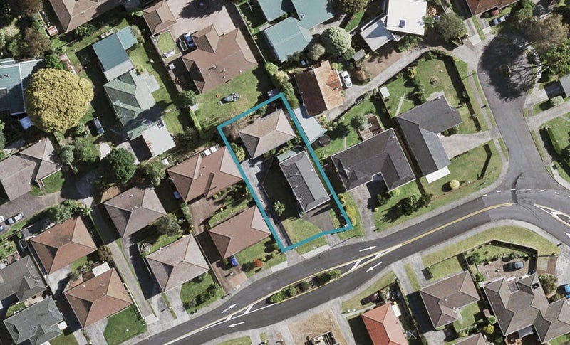 1/44 Gills Avenue, Papakura, Auckland - Carousel 1