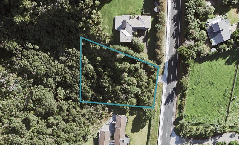 365 Oaia Road, Muriwai, Auckland - Carousel 1