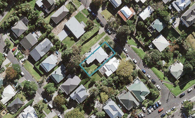 4 Hesketh Street, Kingsland, Auckland - Carousel 1